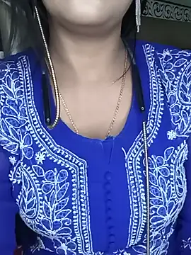 Deshi bhabhi143 online show from July 24, 6:00 am