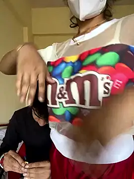 Jennifferrose online show from January 17, 4:39 am