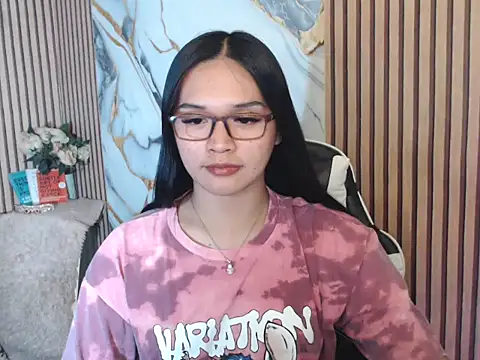 Snapshot of Hard_lovely_Dick69 chatting on April 3, 5:33 pm Hard lovely Dick69 online show from April 3, 5:33 pm