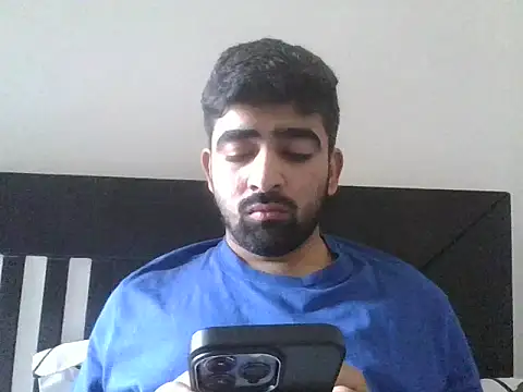 Snapshot of rajj3599 chatting on January 19, 7:45 am rajj3599 online show from January 19, 7:45 am