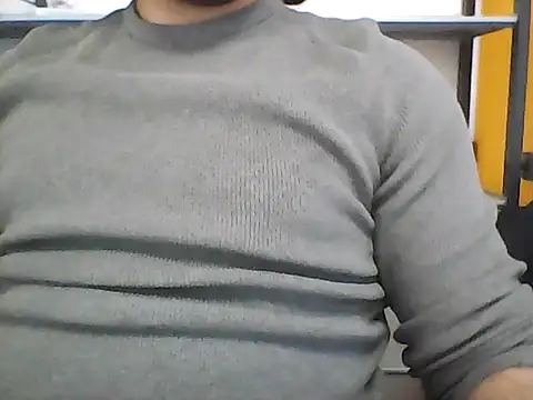Snapshot of kingmiko12 chatting on March 19, 2:21 pm kingmiko12 online show from March 19, 2:21 pm