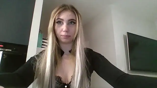 TeenLily online show from February 23, 7:44 pm