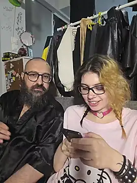 whatevaandissues online show from July 20, 12:58 am