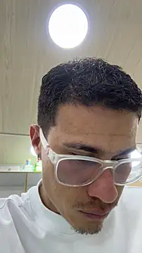 Snapshot of Latin_Paisa_Boy chatting on February 17, 7:42 pm Latin Paisa Boy online show from February 17, 7:42 pm