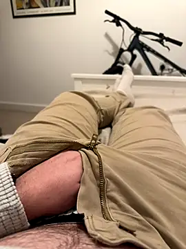 Snapshot of harvcumdaddy chatting on January 6, 7:17 pm harvcumdaddy online show from January 6, 7:17 pm