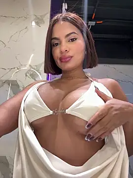 Snapshot of Irina_Velvett chatting on April 1, 9:45 pm Irina Velvett online show from April 1, 9:45 pm