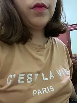 ave-delight online show from February 6, 6:11 pm