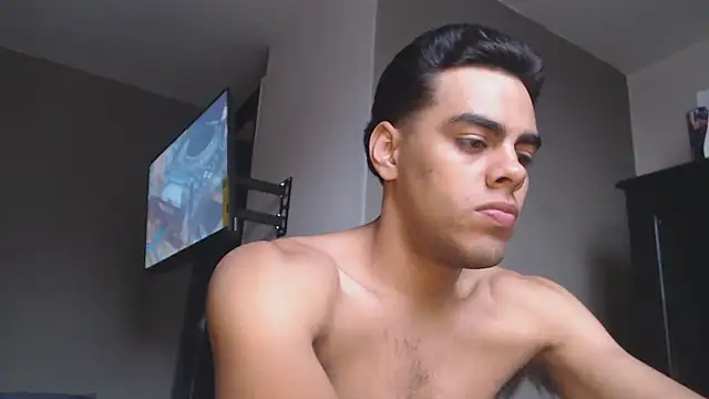 Snapshot of Millan_DarkWood chatting on January 5, 8:23 pm Millan DarkWood online show from January 5, 8:23 pm