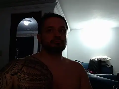 gonzzohunterr online show from May 21, 3:13 am