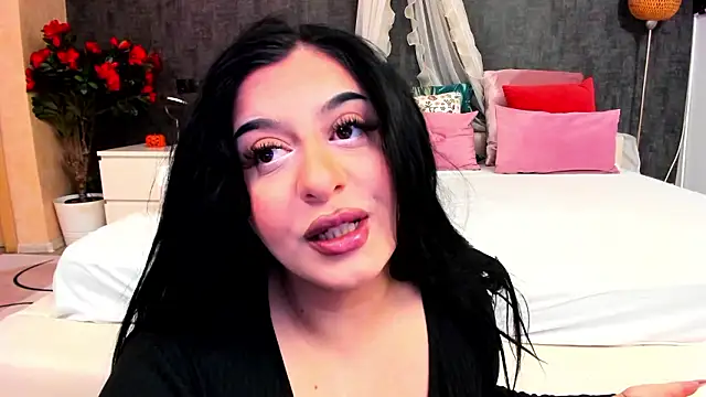 NayaNoirX online show from February 11, 7:19 pm