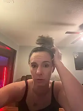 Trippyyb28 online show from January 13, 5:02 am