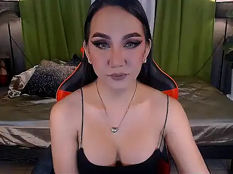 Snapshot of MistressAltheaTS chatting on February 20, 4:40 pm MistressAltheaTS online show from February 20, 4:40 pm