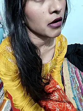 Yours-Zeenat online show from March 5, 8:16 pm