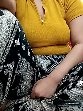 ShamaParvin online show from February 5, 2:54 pm