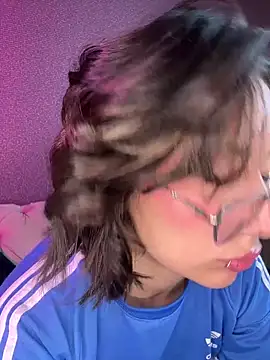 Snapshot of luna_gv chatting on February 24, 11:08 am luna gv online show from February 24, 11:08 am