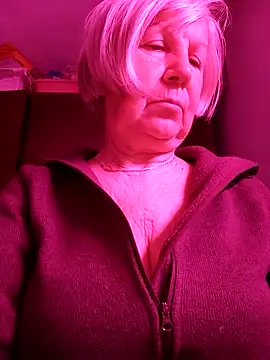 KlaudiaDarling online show from January 8, 6:37 am