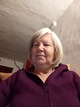KlaudiaDarling online show from February 14, 3:03 am