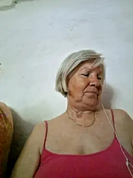 KlaudiaDarling online show from June 11, 8:45 am