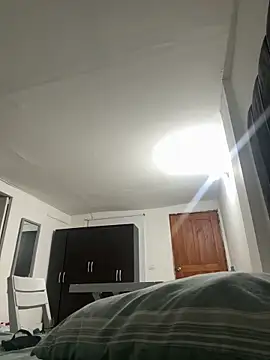 bigdick211292 online show from March 24, 12:15 am