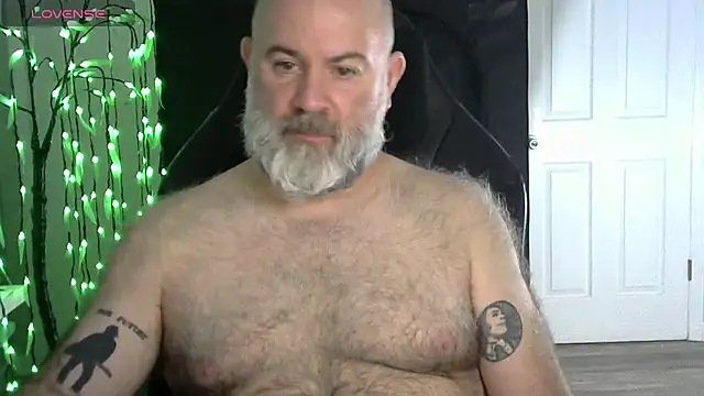 XJJ77x online show from February 28, 3:07 am