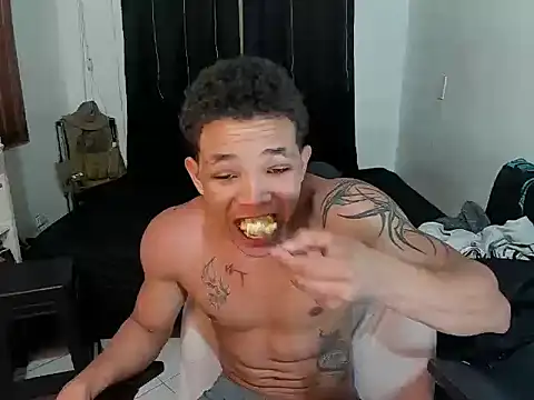 Snapshot of Dres4U chatting on March 16, 7:01 am Dres4U online show from March 16, 7:01 am