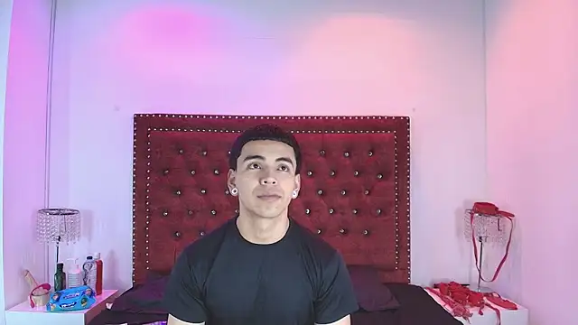 Jaden and sofia online show from June 4, 3:23 am