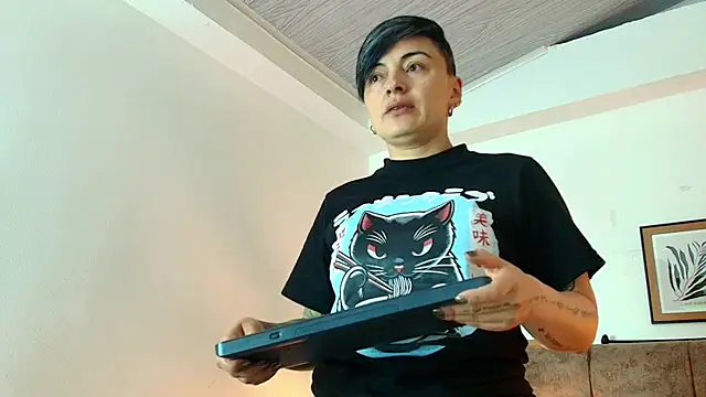 kat paradise online show from July 8, 11:26 am