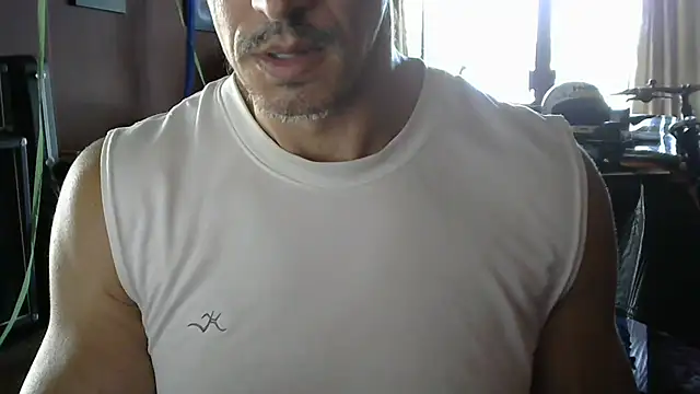 koolchillfun696969 online show from July 10, 11:40 pm