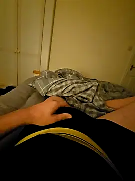 steveashton24 online show from December 23, 4:21 am