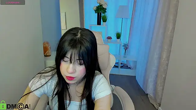 Bonn1e Rose online show from February 8, 4:27 am