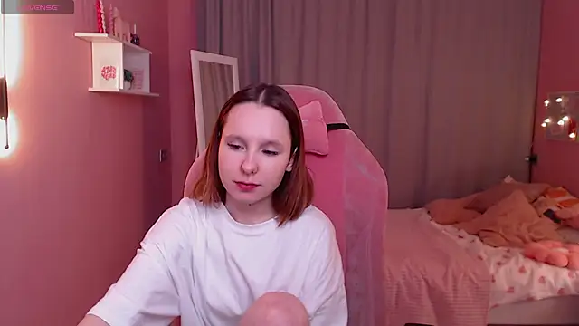 Haya Harareet online show from January 11, 1:10 am