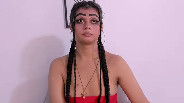 Snapshot of _Bella_Adams_ chatting on January 15, 5:12 am Bella Adams online show from January 15, 5:12 am