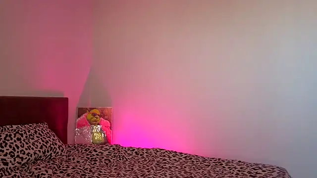 Snapshot of ChrissBerry chatting on March 30, 3:18 am ChrissBerry online show from March 30, 3:18 am