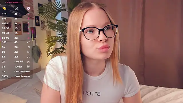 Icehoneybyte online show from March 16, 7:01 am