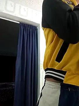 Snapshot of Andy_Kein chatting on March 8, 2:32 pm Andy Kein online show from March 8, 2:32 pm