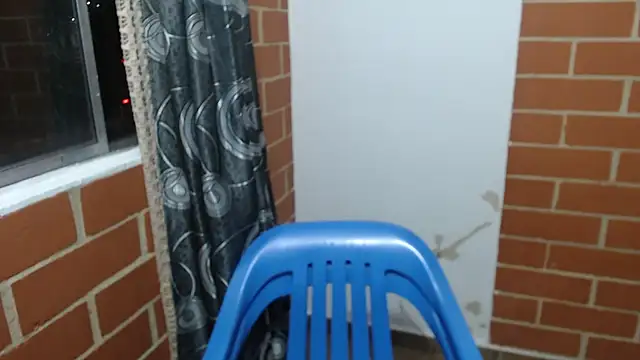 Snapshot of sexcolombia20 chatting on March 28, 2:33 am sexcolombia20 online show from March 28, 2:33 am