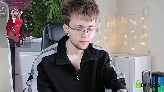 Tomas Norton online show from March 6, 2:57 pm