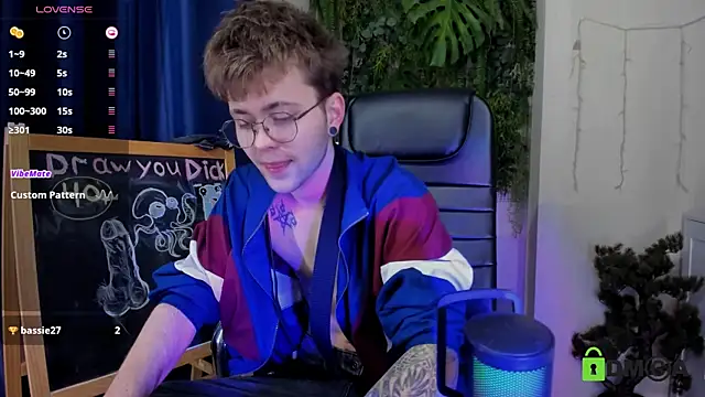 Tomas Norton online show from March 18, 3:37 pm