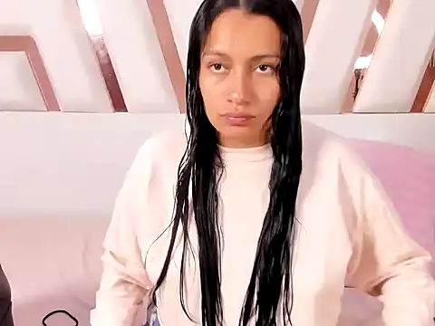 MiaKleinX online show from June 1, 11:17 pm
