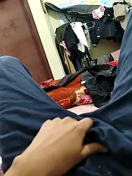 Snapshot of Horny0Dick chatting on March 5, 12:56 pm Horny0Dick online show from March 5, 12:56 pm