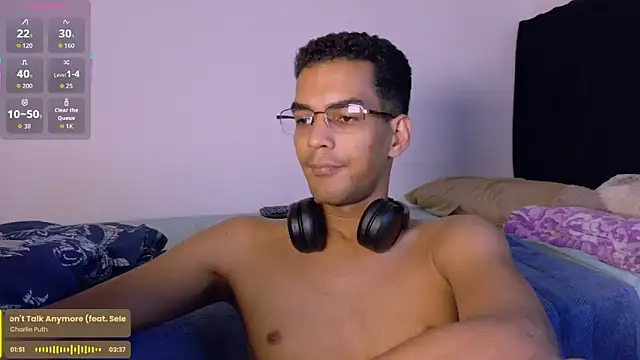 Pikashu7u7 online show from March 2, 5:08 am