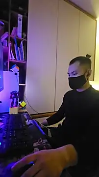 OnlyHand9x online show from February 2, 3:33 pm