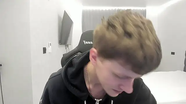 bonekoambalabu online show from February 10, 2:37 am