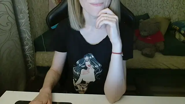 -Milamanka- online show from February 7, 3:27 pm