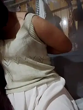 Snapshot of _Bong_02 chatting on February 21, 1:56 pm Bong 02 online show from February 21, 1:56 pm