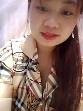 Snapshot of _Bong_02 chatting on March 20, 2:55 pm Bong 02 online show from March 20, 2:55 pm