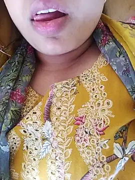 hot girl suman online show from February 8, 7:23 am