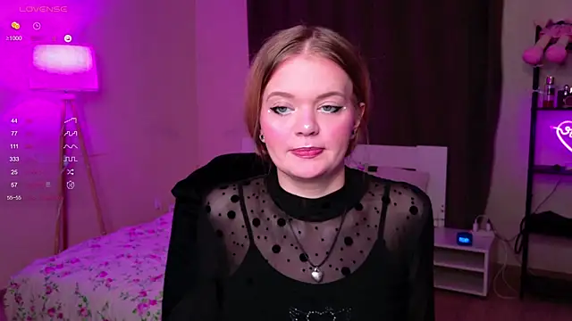 Elioraa online show from February 6, 4:10 pm