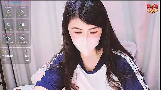 1-Emma-1 online show from May 20, 2:07 am