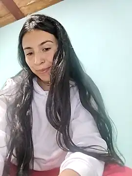 Snapshot of Emily_Gree chatting on March 13, 3:24 am Emily Gree online show from March 13, 3:24 am